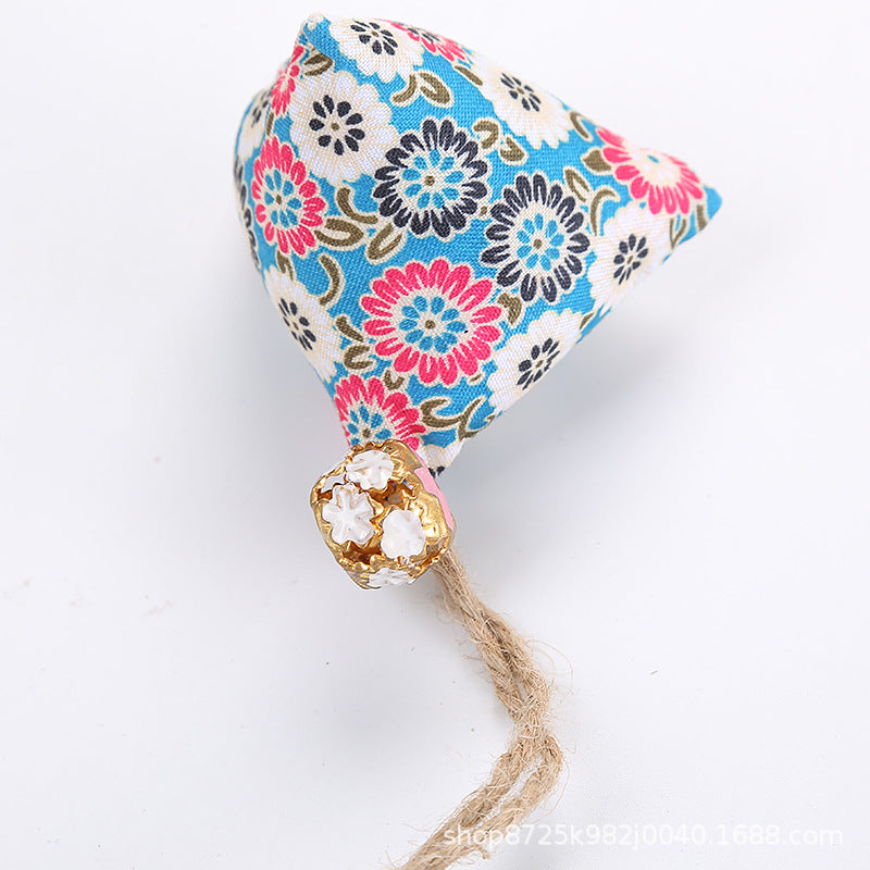 Cattery Manufacturers Sell Dragon Boat Festival Cat Dumplings With Bells Catnip NIP Cat Toy Cat Grass